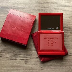 New Tom Ford deluxe size Cream Blush in shade First Blush